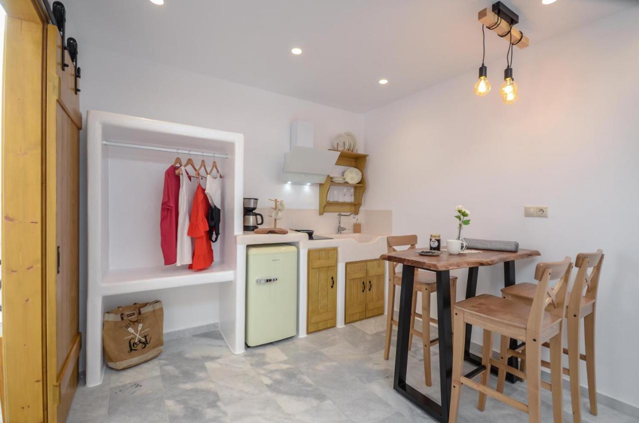 Asterias Studios Agia Anna  ภายนอก รูปภาพ